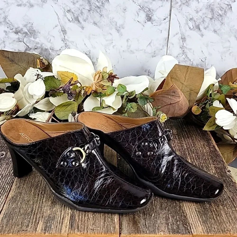 Aerosoles mules - Dark Brown Croc Embossed Patent Womens Size 7.5M